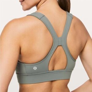 NWT Lululemon Pull Through Women's Olive Sports Bra sz 10